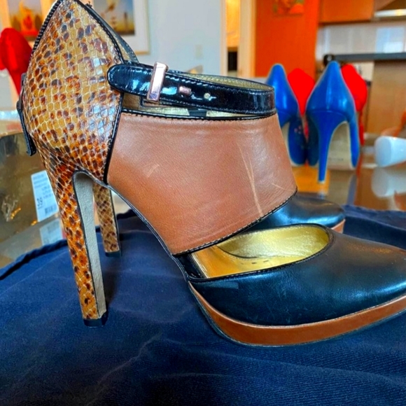 Mimco Leather Heels 39US - Picture 4 of 4